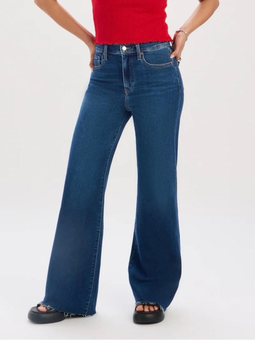 High-Rise Wide-Leg Jeans in Medium Blue
